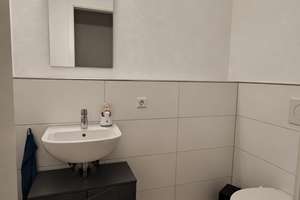 Stilvolle 3,5 -Zimmer-Wohnung im Zentrum von Kornwestheim – Die vollständige Adresse der Immobilie erhältst du vom Anbieter., 70806 Kornwestheim – Vorschaubild 9