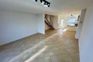 NEU!! Stilvolles, vollständig renoviertes Reihenhaus mit Garten und Einbauküche  – Wandersmannstraße 72d, 65205 Wiesbaden – Vorschaubild 2