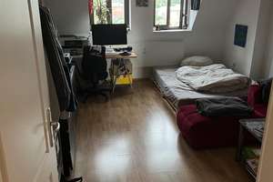 Helle 3-Zimmer-Wohnung mit Balkon in Zentrumsnähe – Rosa-Luxemburg-Straße 40, 4315 Neustadt-Neuschönefeld, Leipzig – Vorschaubild 3