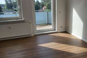 Schöne 3 Zimmer Wohnung mit Balkon im grünen / Frisch renoviert – Die vollständige Adresse der Immobilie erhältst du vom Anbieter., 39317 Elbe-Parey – Vorschaubild 4