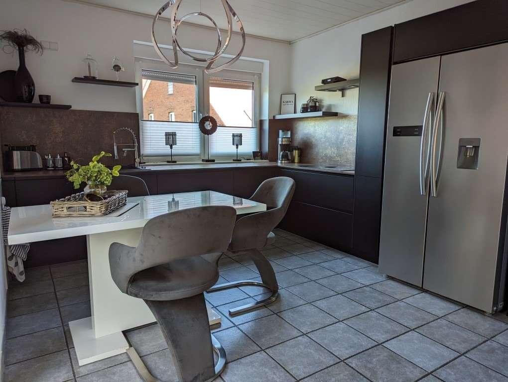 Immobilie in Petershagen - Mehrgenerationenhaus mit großer PV-Anlage - Bild 0