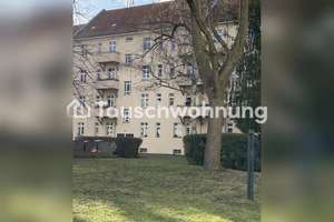 Tauschwohnung: WBS WHG Lichtenberg ruhige Lage naturnah großer Hinterhof