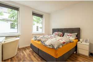Exklusive 2-Zimmer-Wohnung mit Balkon und Einbauküche in Aachen (Pontviertel) – Kruppstraße 7, 52072 Aachen – Vorschaubild 1