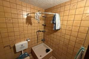 Mehrfamilienhaus mit sechs Wohnungen in Ellenberg!
KEINE KÄUFERPROVISION – Die vollständige Adresse der Immobilie erhältst du vom Anbieter., 34302 Guxhagen – Vorschaubild 8
