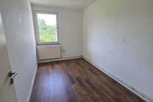 Helle 2,5-Zimmer-Wohnung mit Balkon, Einbauküche & Gartennutzung – Osnabrück-Schinkel – Schinkelstraße 9, 49082 Schinkel, Osnabrück – Vorschaubild 4