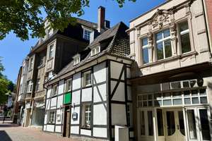 INVESTOREN AUFGEPASST: 3 HÄUSER MIT 5 WOHNUNGEN, 2 LADENLOKALEN, RESTAURANT UND GARTENGRUNDSTÜCK !!! – Die vollständige Adresse der Immobilie erhältst du vom Anbieter., 58119 Hohenlimburg (Ortsteil), Hagen – Vorschaubild 2