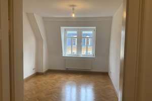 Helle Mansardwohnung mit Blick über Dresden in Elbnähe – Weimarische Str. 1, 1127 Pieschen-Süd, Dresden – Vorschaubild 9