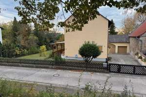 Renovierungsbedürftiges Einfamilienhaus in guter Lage von Armsheim – Die vollständige Adresse der Immobilie erhältst du vom Anbieter., 55288 Armsheim – Vorschaubild 1
