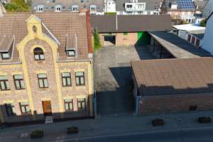 Großzügiges 6-Zimmer-Haus mit großem charmantem Bauernhofanwesen