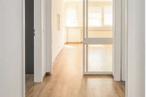 3-Zimmer-Wohnung mit Balkon & Loggia – Zentral, nur eine Straße vom Rhein entfernt – Die vollständige Adresse der Immobilie erhältst du vom Anbieter., 51063 Mülheim (Ortsteil), Köln – Vorschaubild 3