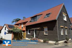 Vollständig modernisiertes und gepflegtes Energiesparhaus mit kleinem Garten – Die vollständige Adresse der Immobilie erhältst du vom Anbieter., 76831 Billigheim-Ingenheim – Vorschaubild 1