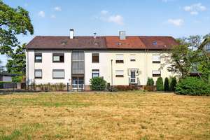 Kapitalanleger aufgepasst: Vermietete 3-Zimmer-Wohnung mit Balkon und Garage! – Die vollständige Adresse der Immobilie erhältst du vom Anbieter., 76189 Grünwinkel, Karlsruhe – Vorschaubild 2