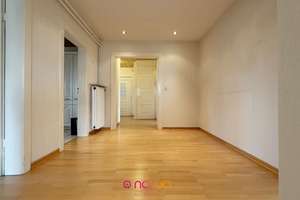 Altbau-Charme mit Gartenanteil – Großzügige 4-Zimmer DG-Wohnung in ruhiger Lage von Wolfenbüttel – Die vollständige Adresse der Immobilie erhältst du vom Anbieter., 38302 Wolfenbüttel – Vorschaubild 5