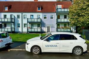 Praktisch geschnittene 2-Zimmer-Wohnung mit großem Balkon direkt am Waldrand. – Mamertusstr. 10, 44369 Huckarde (Ortsteil), Dortmund – Vorschaubild 2