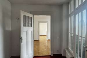 Großzügige 6-Zimmer Wohnung mit Balkon in Chemnitz-Altendorf – Limbacher Straße 174, 9116 Altendorf, Chemnitz – Vorschaubild 4