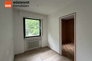 Helle und sonnige 3,5-Zimmer-Wohnung mit Balkon in Stuttgart-Hedelfingen – Die vollständige Adresse der Immobilie erhältst du vom Anbieter., 70329 Hedelfingen (Ortsteil), Stuttgart – Vorschaubild 9