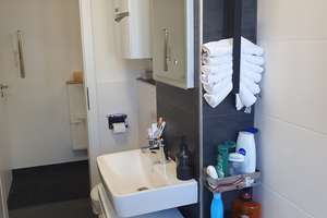 Essen-Schönebeck: Attraktive sanierte 3-Zimmer-Wohnung mit grossem Balkon in  – Die vollständige Adresse der Immobilie erhältst du vom Anbieter., 45359 Schönebeck, Essen – Vorschaubild 11