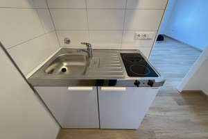 Zuhause mit 1 Zimmer in Erlangen – Dompfaffstr. 140, 91056 Steinforst, Erlangen – Vorschaubild 2