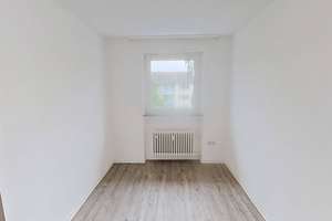 Große 3-Zimmer-Wohnung mit BALKON und viel Komfort in Paderborn-Sennelager – Lahrkampstraße 13, 33104 Schloß Neuhaus, Paderborn – Vorschaubild 6