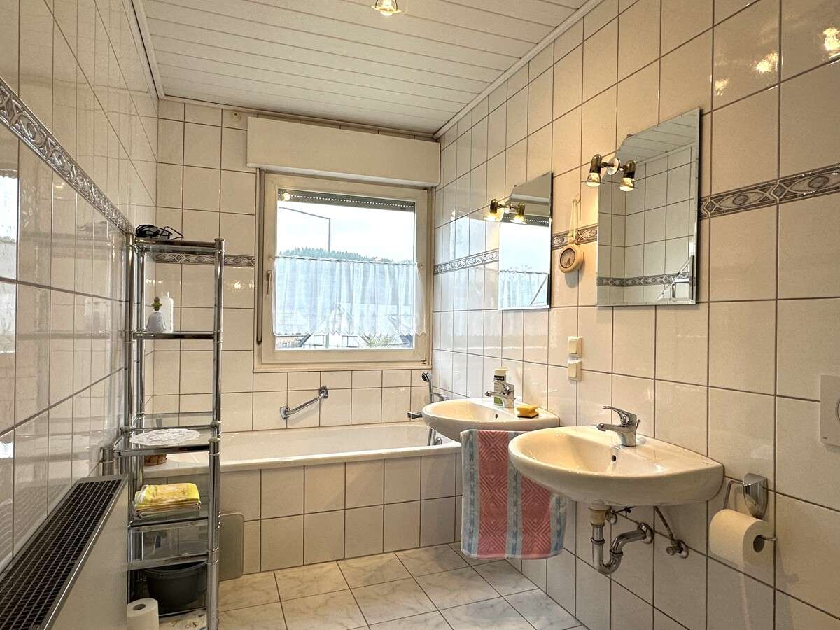 Immobilie in Wittlich - Familienfreundliches Einfamilienhaus in ruhiger Randlage von Lüxem - Bild 3