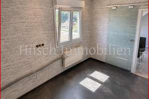 **huesch-immobilien.de**
Charmante 3.5-Zimmer-Dachgeschosswohnung mit Balkon in Essen-Schonnebeck – Die vollständige Adresse der Immobilie erhältst du vom Anbieter., 45309 Schonnebeck, Essen – Vorschaubild 8