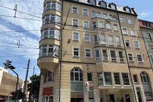 Perfekt für Singles * frisch renoviert - 1 Zimmer - Aufzug *