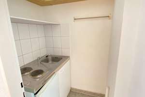 Schönes und gemütliches 1 Zimmer Apartment in bester Westendlage mit Balkon – Feldbergstr.  14, 60322 Westend-Süd, Frankfurt am Main – Vorschaubild 4