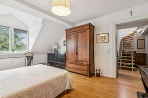 Dachgeschoss-Maisonette mit Altbaucharme in Oberkassel – 40545 Oberkassel, Düsseldorf – Vorschaubild 6