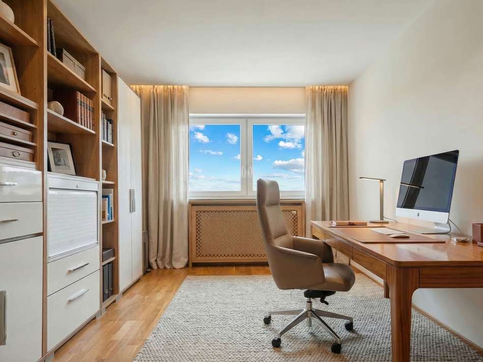 Arbeitszimmer