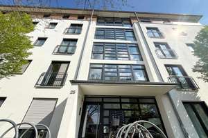 ZEITLOSE ELEGANZ TRIFFT URBANE LEBENSQUALITÄT - Moderne 3-Zimmer-WHG mit EBK, Aufzug, Balkon und TG – Die vollständige Adresse der Immobilie erhältst du vom Anbieter., 63225 Langen (Hessen) – Vorschaubild 2