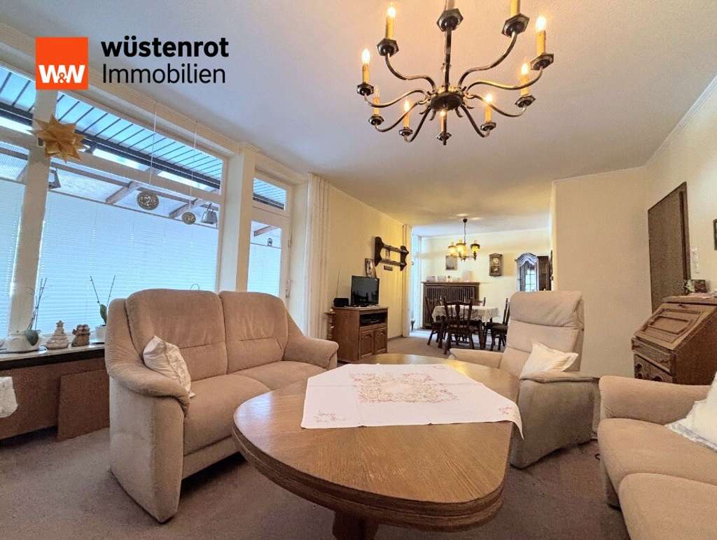 Immobilie in Lathen - Viel Platz für die Familie: Gepflegtes Haus mit Balkon, Terrasse & Keller in Lathen - Bild 1