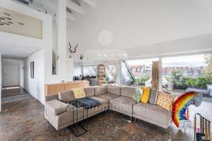 Großzügige Dachgeschoss-Maisonette-Wohnung in Ehrenfeld! – Die vollständige Adresse der Immobilie erhältst du vom Anbieter., 50825 Ehrenfeld (Ortsteil), Köln – Vorschaubild 9