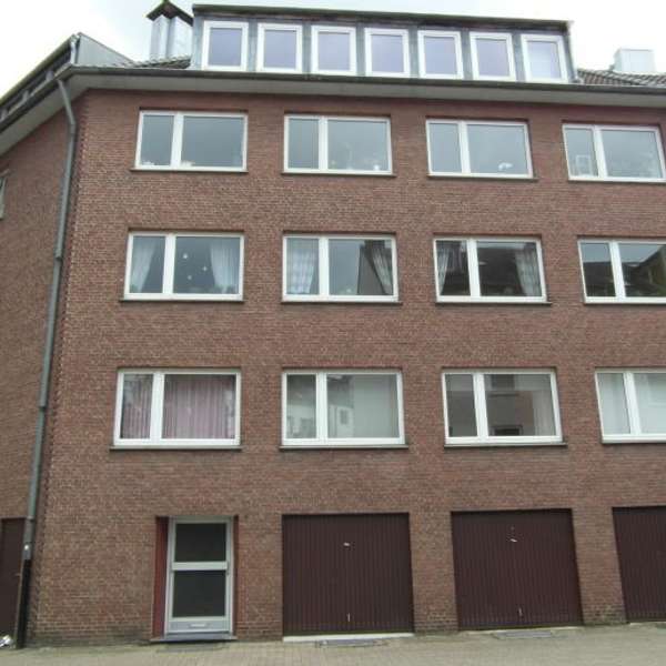 *** schöne, zentral gelegene 3 DG-Zimmer-Wohnung im beliebten Frankenbergerviertel ***