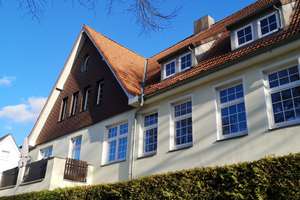 Klassische sonnige Altbauwohnung – Kücknitzer Hauptstraße 23-25, 23569 Kücknitz, Lübeck – Vorschaubild 2