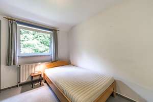 Doppelhaushälfte mit viel Potenzial und schönem Grundstück in Eversten – Die vollständige Adresse der Immobilie erhältst du vom Anbieter., 26131 Eversten, Oldenburg (Oldenburg) – Vorschaubild 7
