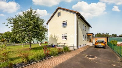 Leerstehendes Zweifamilienhaus - Wohnen und Vermieten unter einem Dach möglich