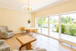 Bezugsfreier Bungalow mit Hobbyraum als 4. Zimmer in ruhiger Wohnlage – Die vollständige Adresse der Immobilie erhältst du vom Anbieter., 12524 Altglienicke, Berlin – Vorschaubild 2