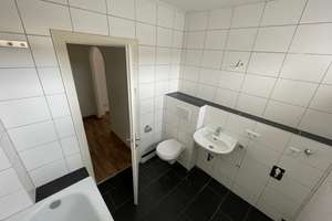 Renovierte 3-Zimmer-Wohnung mit Einbauküche  in guter Lage – Friedrich-Bauer-Str. 13, 91058 Forschungszentrum, Erlangen – Vorschaubild 6