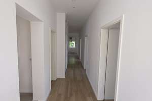 Familienfreundliche großzügige 5 Zi Wohnung  im Herzen Karlsruhe  mit  Einbauküche – Mühlburger Straße 4, 76185 Grünwinkel, Karlsruhe – Vorschaubild 5