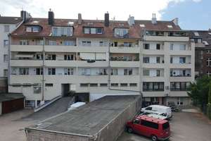 Solides Mehrfamilienhaus mit 2 Gewerbeeinheiten in zentraler Lage von Düsseldorf – Die vollständige Adresse der Immobilie erhältst du vom Anbieter., 40591 Wersten, Düsseldorf – Vorschaubild 4
