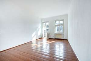 Mit Balkon in Friedrichshain: *Sonnige* BEZUGSFREIE 2-Zimmer-Gründerzeit-Wohnung + PROVISIONSFREI – Eckertstraße 17, 10249 Friedrichshain, Berlin – Vorschaubild 5