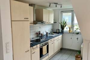 Schöne 2 Zimmer Dachgeschoßwohnung in Bonn, Friesdorf – 53175 Friesdorf, Bonn – Vorschaubild 7