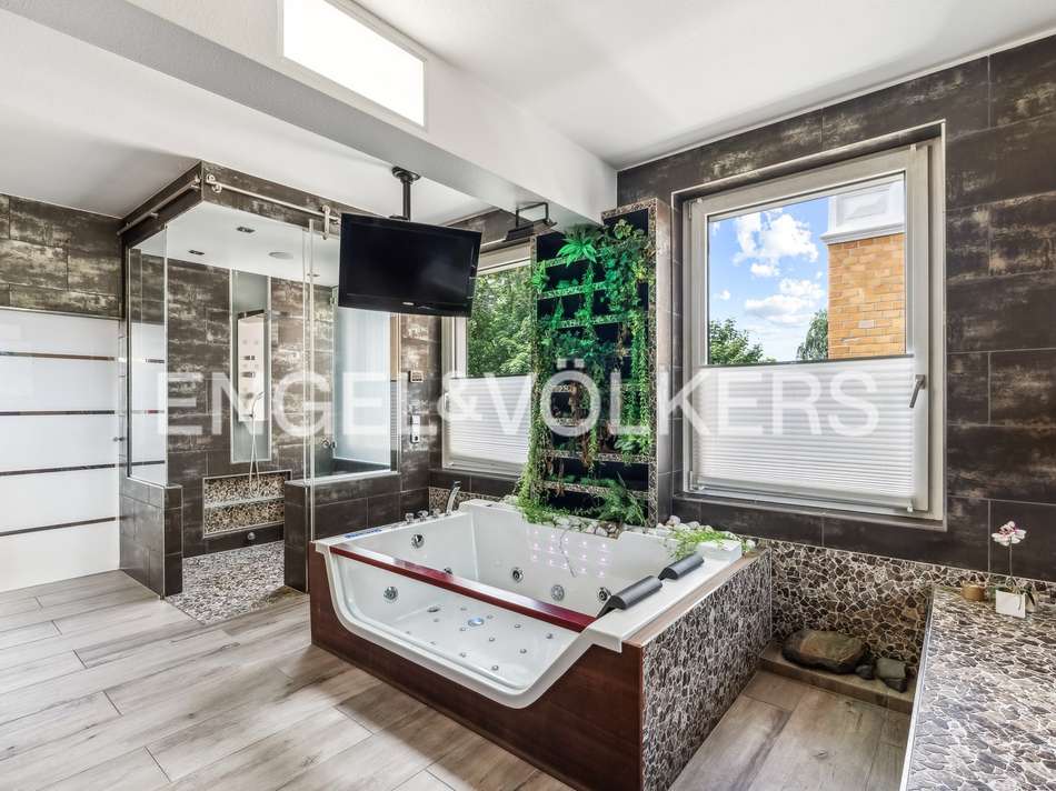 EV - Badezimmer mit Wellnes...