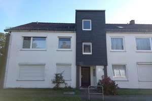 Sebaldsbrück/ Schloßparkviertel: schöne 3-Zimmer-Wohnung mit Garage