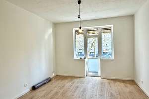 Renovierte Eigentumswohnung mit Blick in den Park! – Die vollständige Adresse der Immobilie erhältst du vom Anbieter., 47799 Cracau, Krefeld – Vorschaubild 4