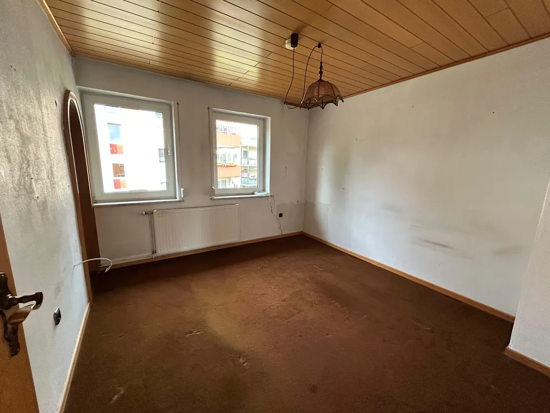 Gemütliches Reihenendhaus mit XL-Dachterrasse, Terrasse, Garten und zwei Garagen – Schlafzimmer