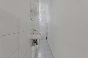 helle und ruhige 2-Zimmer Wohnung mit Balkon! – Die vollständige Adresse der Immobilie erhältst du vom Anbieter., 10439 Prenzlauer Berg, Berlin – Vorschaubild 6