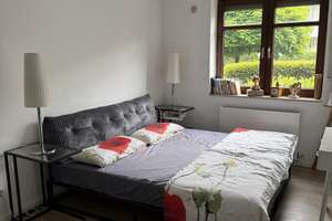 stilvoll: komplett möbliert 1-Zimmer-Wohnung in Düsseldorf-Unterrath – Hiddenseestr 16, 40468 Unterrath, Düsseldorf – Vorschaubild 4