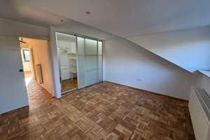Gepflegtes Reihenhaus im Split-Level-Design mit 5 Zimmern in Essen-Frintrop – Die vollständige Adresse der Immobilie erhältst du vom Anbieter., 45359 Frintrop, Essen – Vorschaubild 19