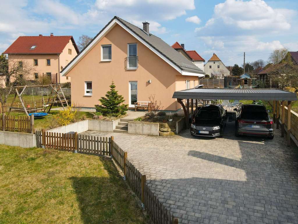 Immobilie in Lohmen - +++ Wunderschöne Lage - modernes, energieeffizientes Einfamilienhaus mit großer Terrasse +++ - Bild 0